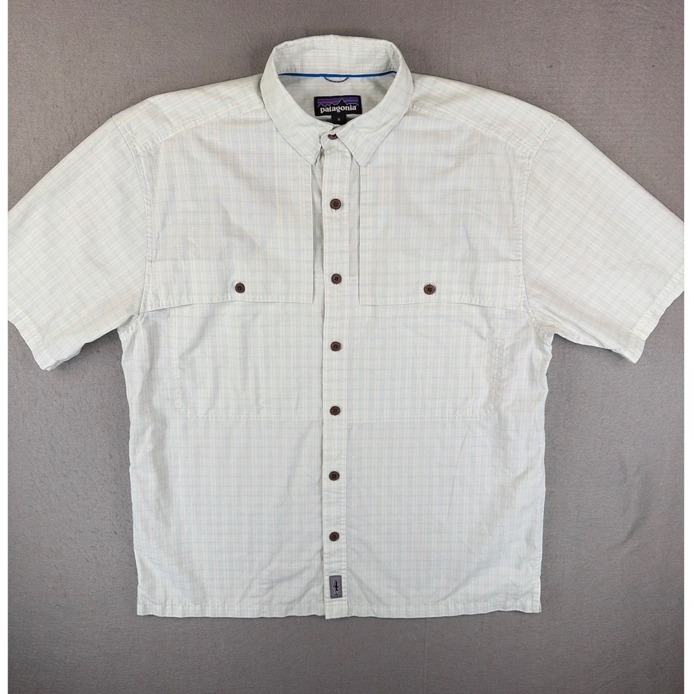 Patagonia Mens Short Sleeve Button Down Plaid Fishing Shirt Blue Medium